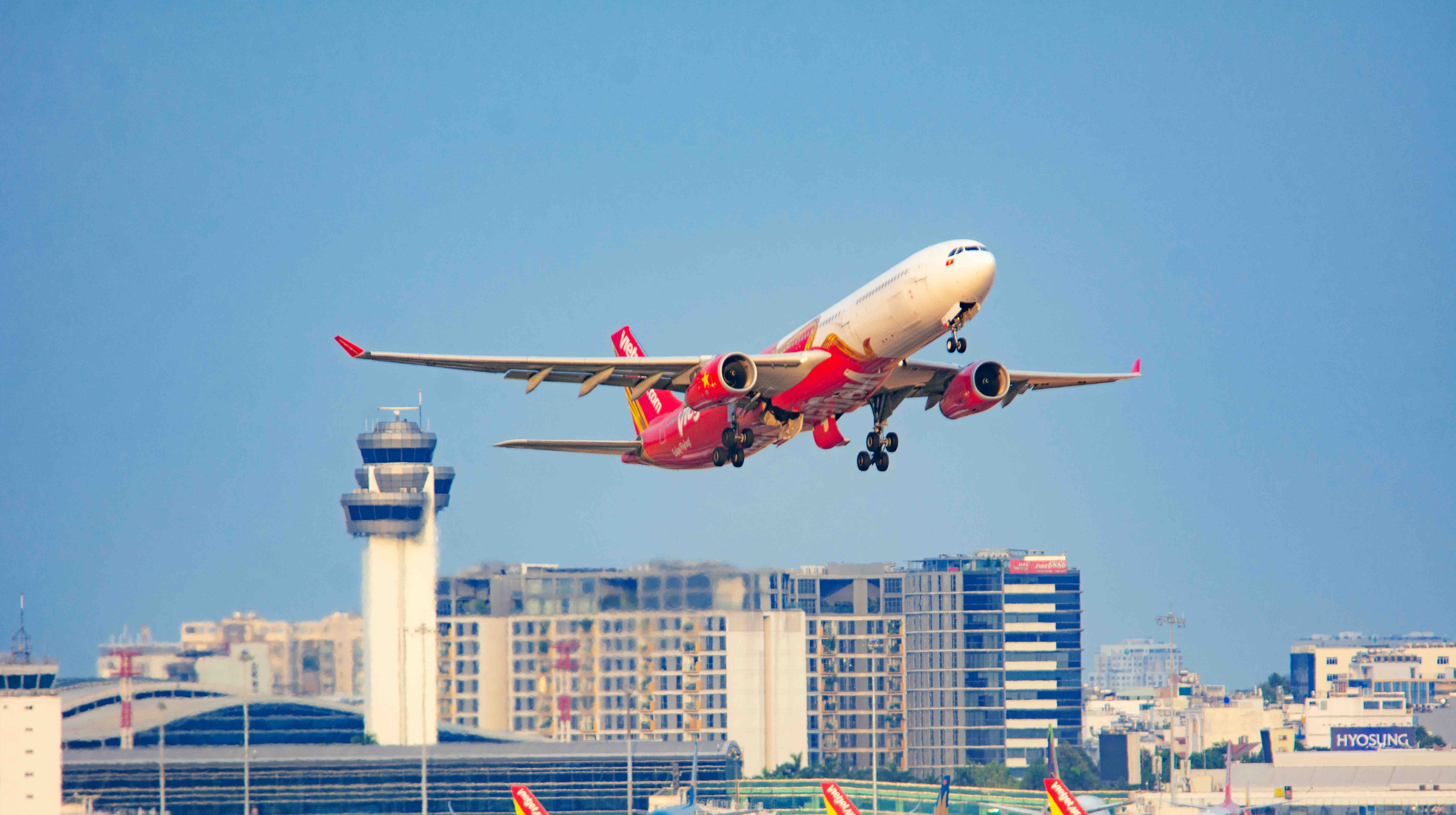 Vietjet Announces Robust H1 2024 Financial Performance and Record Passenger Growth